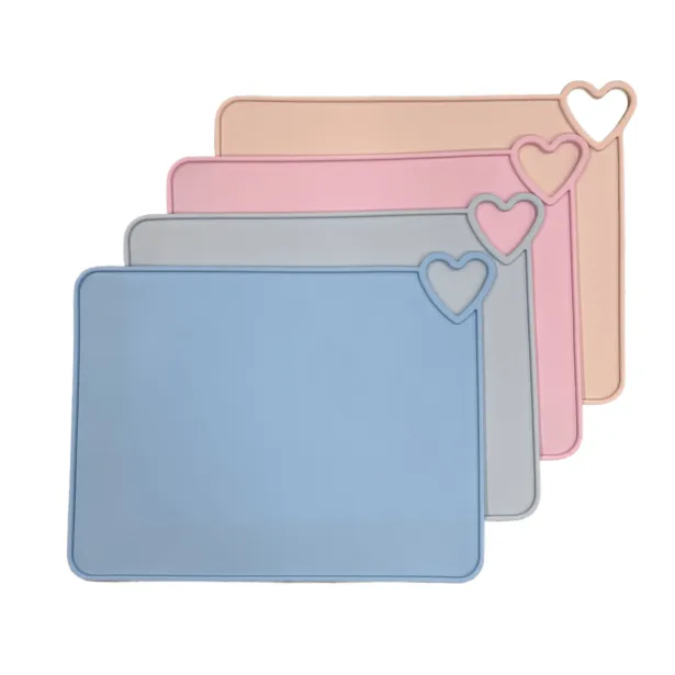 Set de table en silicone avec Cœur